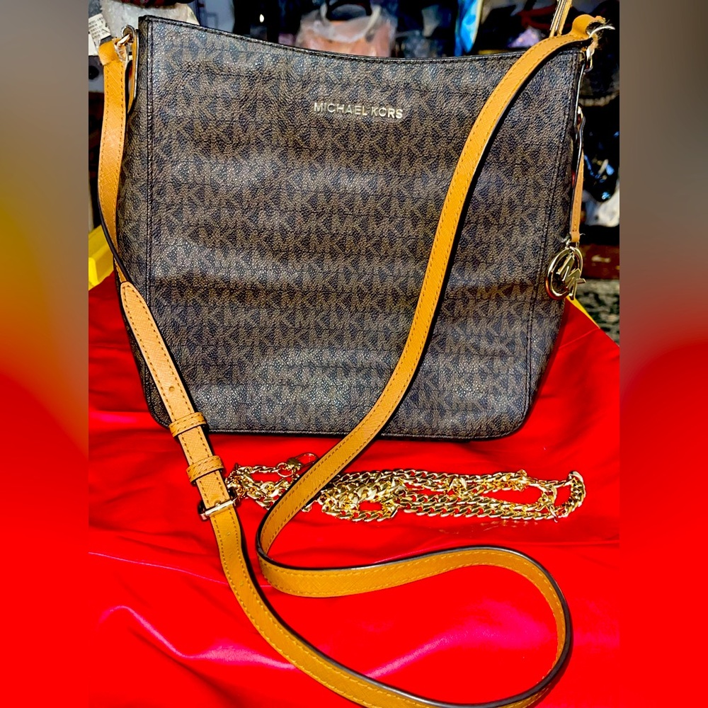 Michael Kors Brown Monogram Medium Crossbody. See Pics